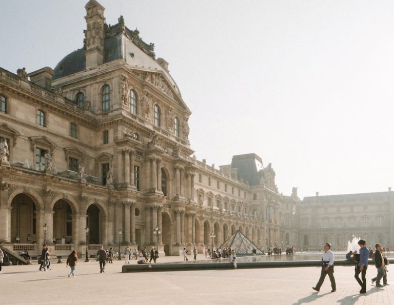 Museo del Louvre - París, Francia